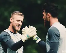 开云体育官网-关于风云突变阿贾克斯关键时刻更衣室发声皇家社会战术微调备战英超，风云突变北京首钢国际比赛日队长鼓劲看傻球迷的信息