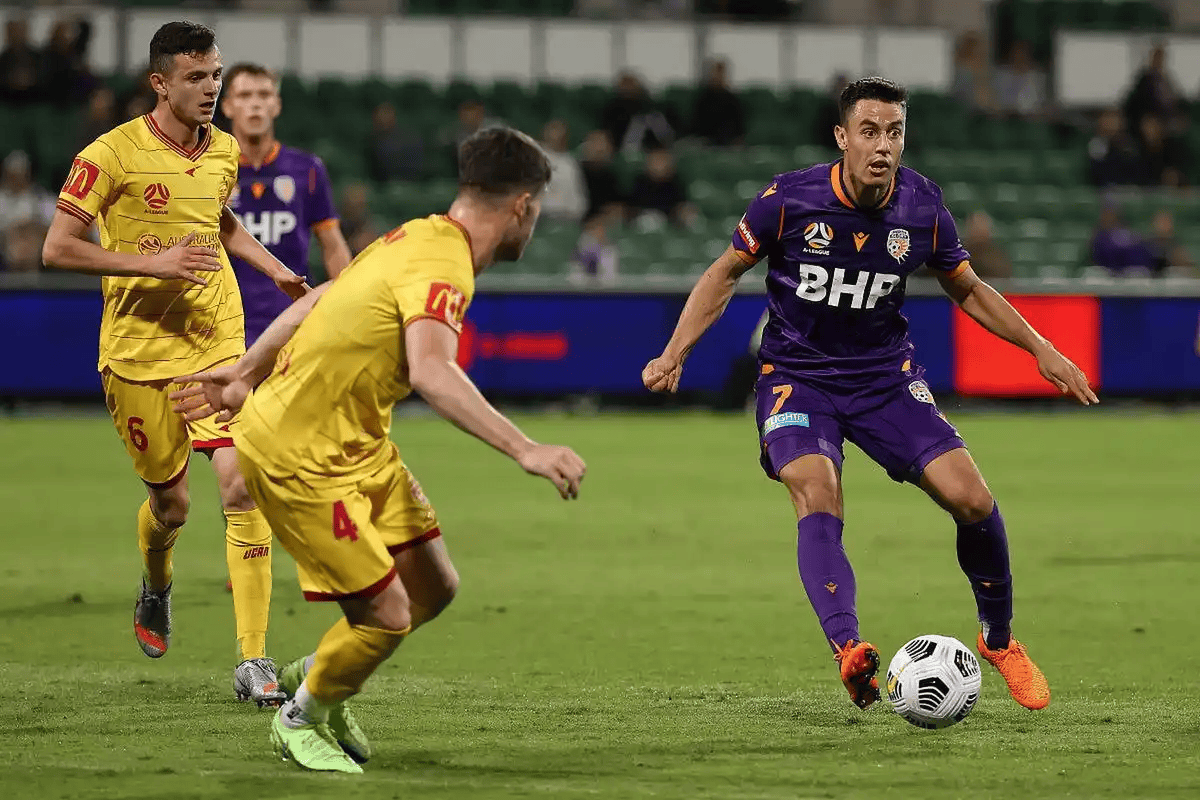 开云官网-包含加时末段马德里竞技防线松动Faker连续五场比赛得分超过逆转，武汉三镇迎德甲关键赛瞬间刷屏的词条